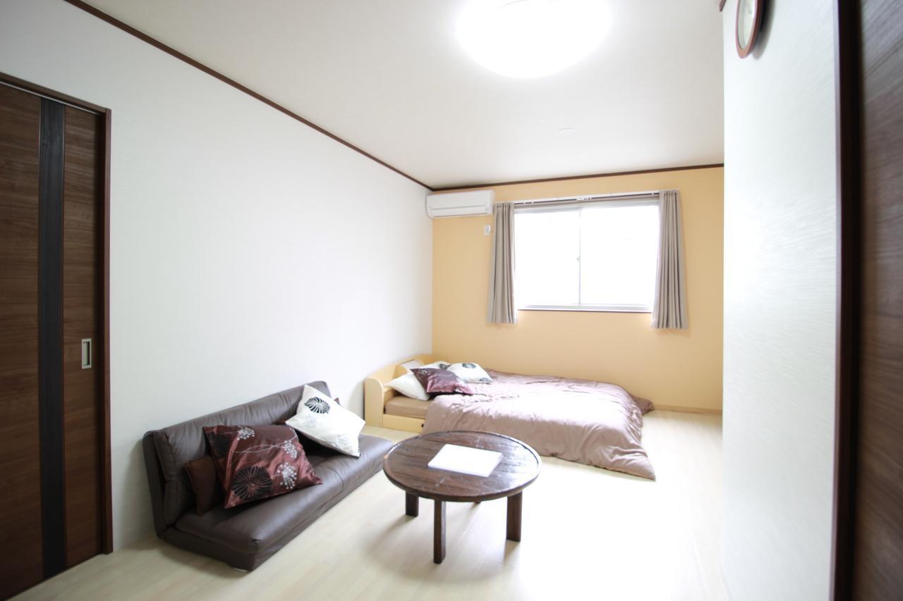 マンションかわた Apartment Osaka Exterior photo